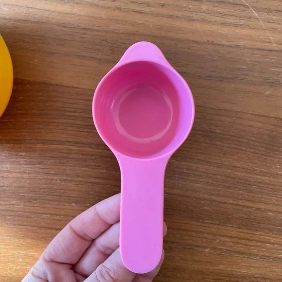 Colorful nesting measuring cup set - Picture 6 of 6